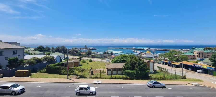 3 Bedroom Property for Sale in Mossel Bay Central Western Cape